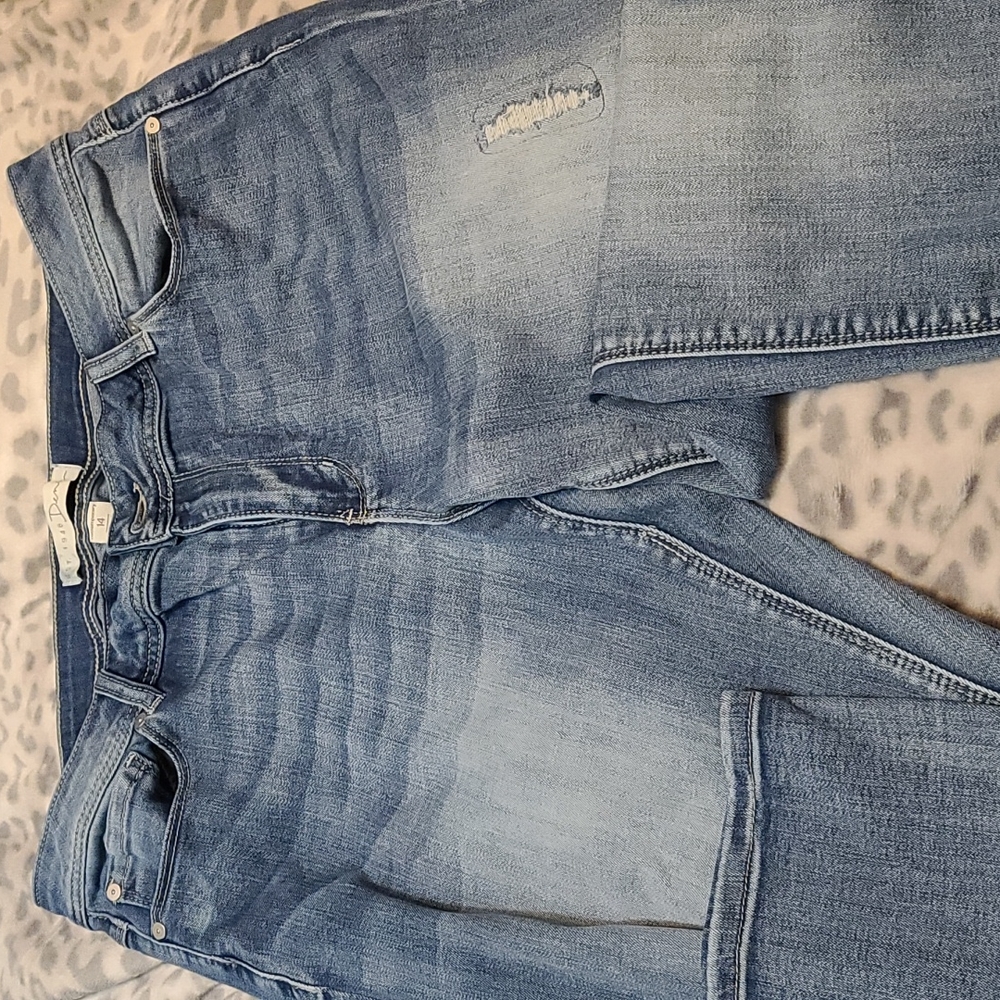 Cato capris light rinse size 14